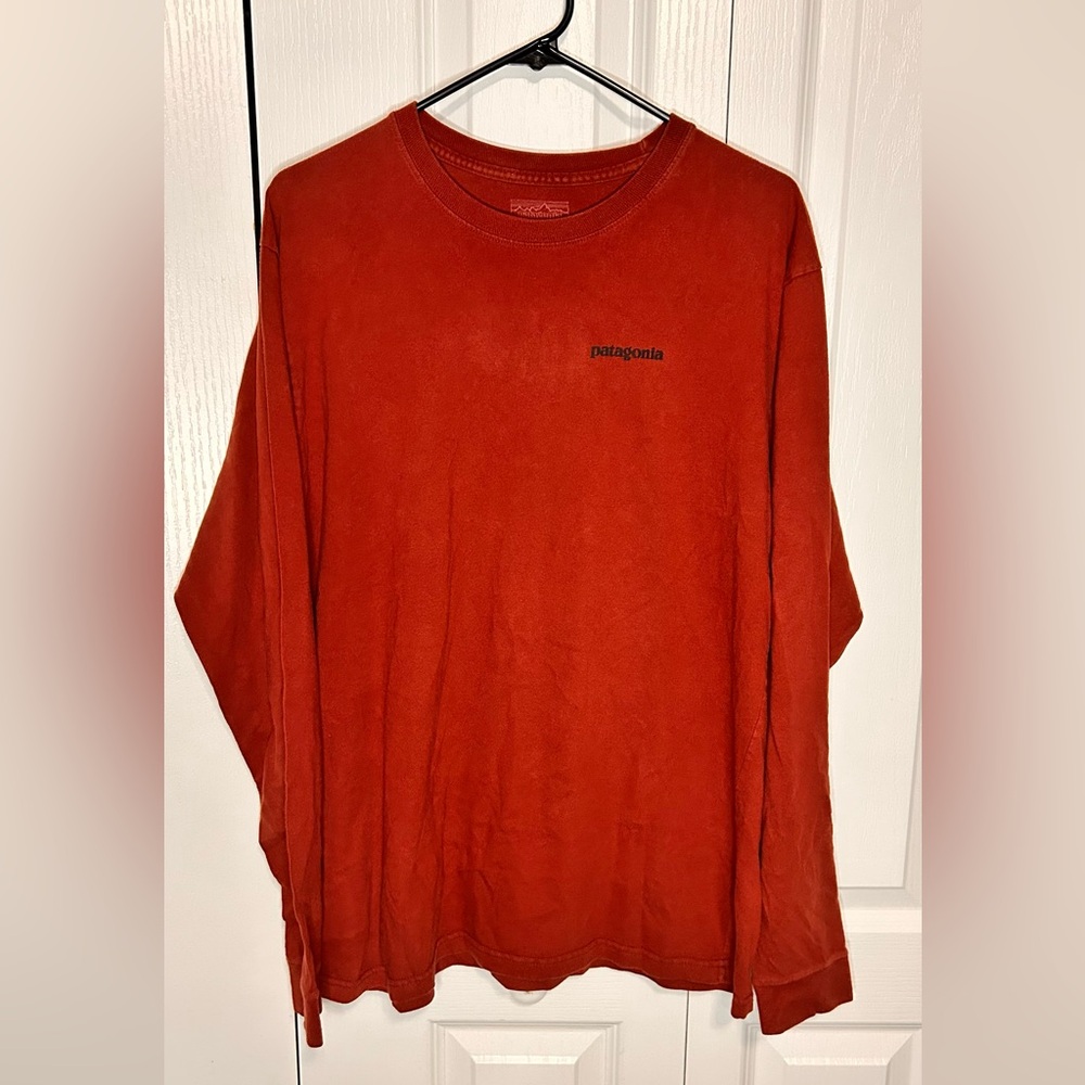 Patagonia Men’s Large Long Sleeve Rust Red Shirt 2 Sided Graphics Organic Cotton